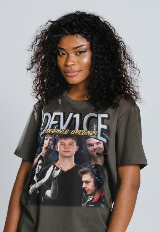 Dev1ce CSGO Merch Gift - Retro Unisex Shirt for Counter-Strike: Global Offensive Gamers