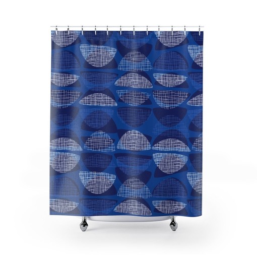 Durable Polyester Shower Curtain for Vintage Bathroom Decor