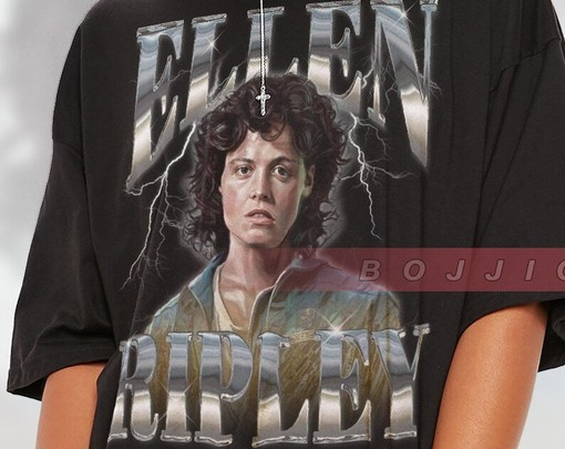 ELLEN RIPLEY Badass Women Tee - Alien Movie Shirt - Sigourney Weaver Quote - Retro 90s Tee - Image 2