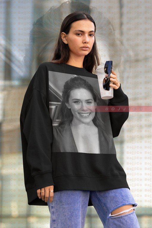 Elizabeth Olsen Homage Tee - Vintage ELIZABETH OLSEN Sweatshirt for Movie Fans Gifts