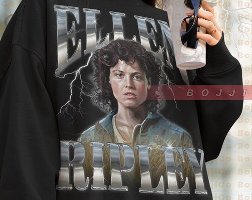 Ellen Ripley Tribute Sweater - Badass Women Alien Movie Shirt - Sigourney Weaver Quote - Retro 90s Tee - Image 4