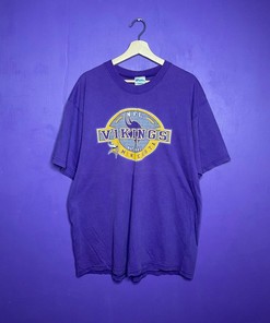 Essential Minnesota Vikings Logo Sweatshirt T-shirt - Vintage Style Perfect Gift for NFL Fans