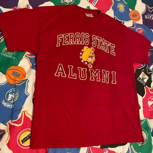Ferris State Alumni Vintage T-Shirt - College Shirts