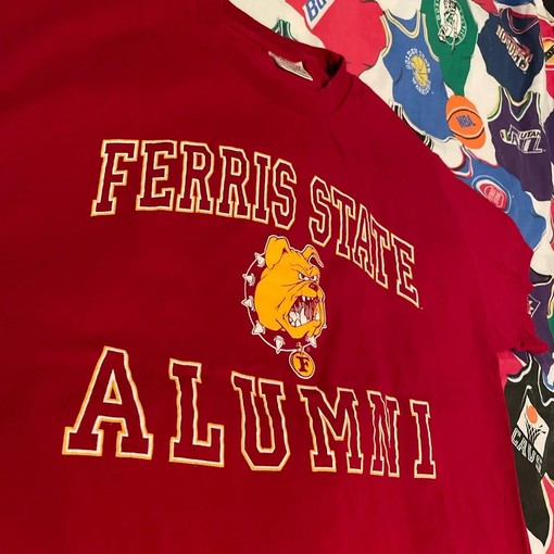 Ferris State Alumni Vintage T-Shirt - College Shirts - Image 2