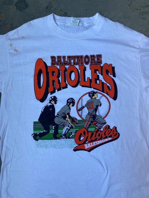 Genuine MLB Merchandise: Vintage 1995 Baltimore Orioles Shirt for Fans - Image 2