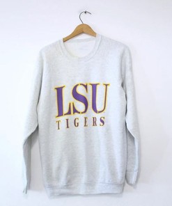 Georgia Bulldogs Sweater - Stay Warm and Stylish in Vintage NCAA Apparel