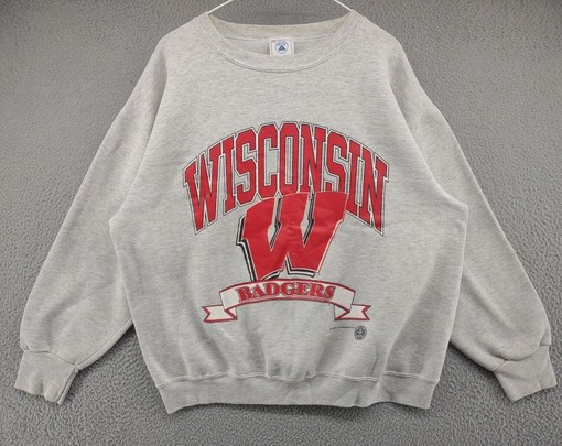 Get Ready for the Game Day with Wisconsin Badgers Vintage Style Crewneck Sweatshirt Bundle, NCAA Fan Gift