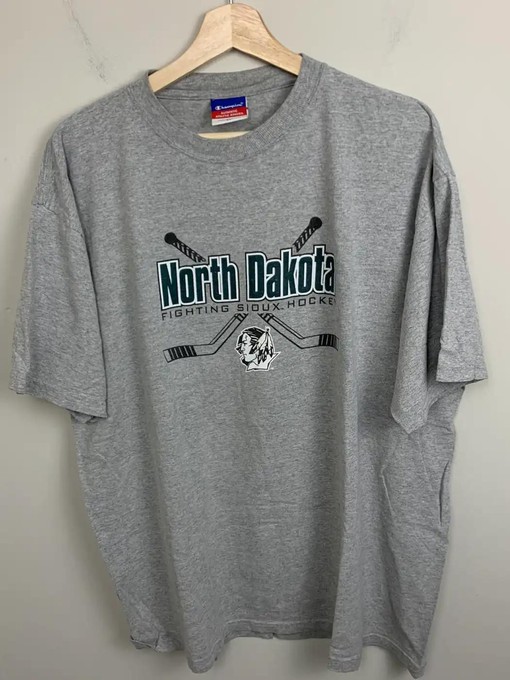 Get Und Fighting Sioux American Football Sweatshirts and Hoodies for Sports Gifts Lovers