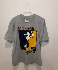 Get Vintage Style Michigan Football NCAA Gear - T-Shirt, Sweatshirt, Hoodie to Support NCAA Sports
