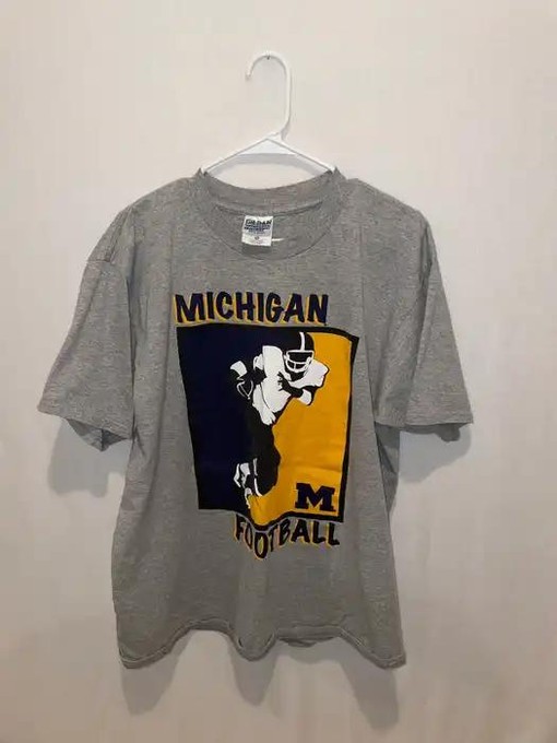 Get Vintage Style Michigan Football NCAA Gear - T-Shirt, Sweatshirt, Hoodie to Support NCAA Sports