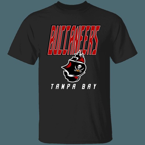 Get the Perfect Gift for the Fan in Your Life with this Tampa Bay Buccaneers Retro NFL Sweatshirt Hoodie - Image 4