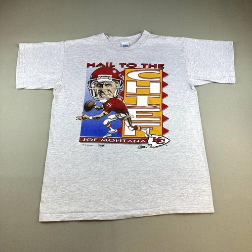 Gray Kansas City Chiefs Vintage Style Joe Montana T-Shirt NFL Sweatshirt T-shirt - Ideal Gift for Football Fans