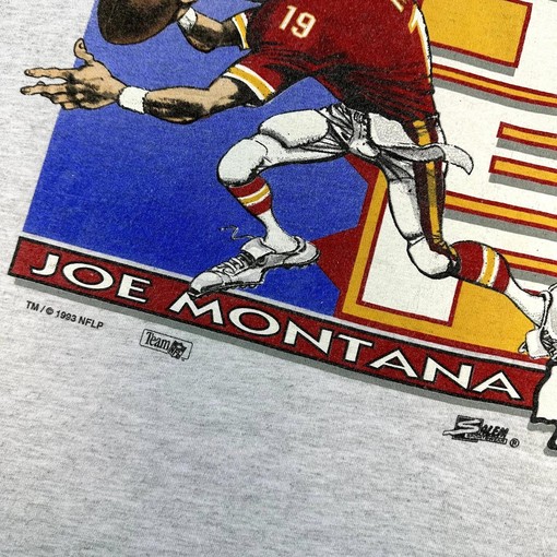 Gray Kansas City Chiefs Vintage Style Joe Montana T-Shirt NFL Sweatshirt T-shirt - Ideal Gift for Football Fans - Image 3