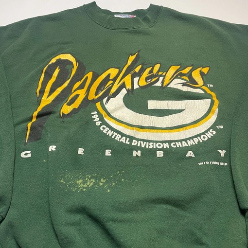 Green Bay Packers 90s Chalk Line Sweatshirt T-shirt, Football Fans Favorite - Image 2