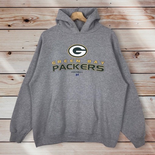 Green Bay Packers 90s Vintage Style Hoodie Pullover Sweatshirt - NFL Nutmeg