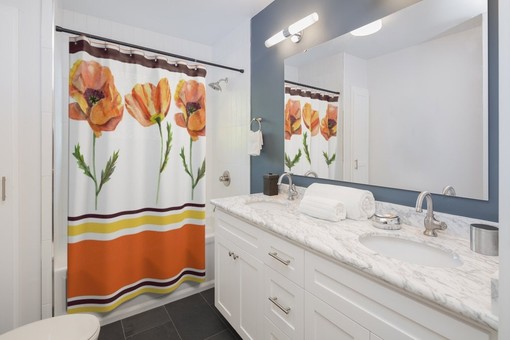 Groovy Retro Poppy Shower Curtain, Floral Bathroom Decor, Unique Tub Accessory - Image 2