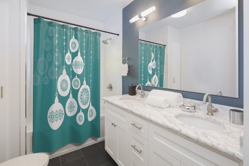 Holiday Christmas Ornament Tree Print Shower Curtain for Festive Bathroom Decor - Image 2