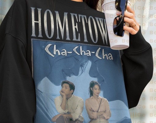 Hometown Chachacha Retro Sweater, Kim Seon-ho Hong Du-sik Sweatshirt, Shin Min-a Yoon Hye-Jin Kim Ji-hyun Tee - Image 4