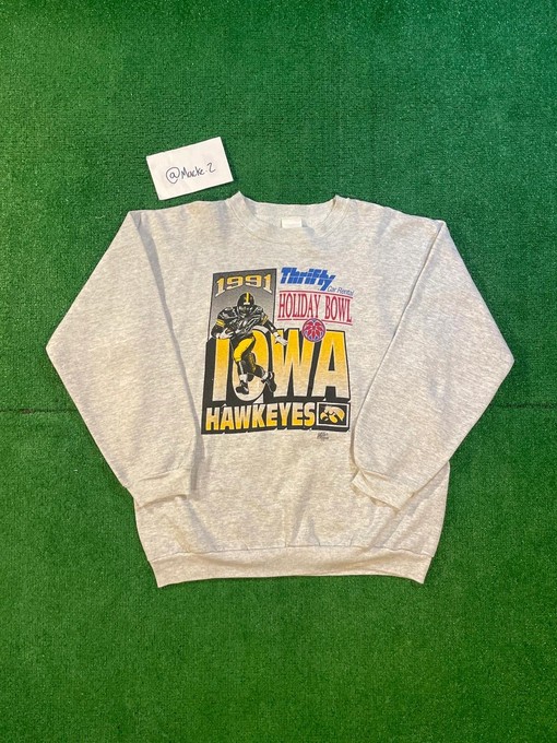 Iowa Hawkeyes Football Vintage Sweatshirt - Sport Shirts Unisex
