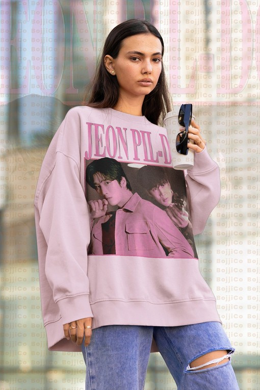 Jessica Darrow Unisex Sweatshirt, Jessica Darrow Shirt, Fan Actress and Singer Sweater, Animation Singer Tee
