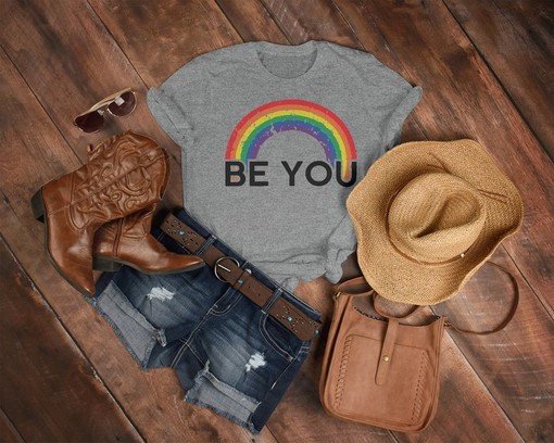 Jesus Loves Me LGBTQ+ Unisex Tee, Human Rights Rainbow Symbol T-Shirt, Guncle Pride Months Tshirt - Image 3