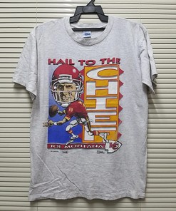 Joe Montana Chiefs NFL 1993 Sweatshirt T-shirt - Perfect for NFL Fans and Ideal Gift with state university shirt