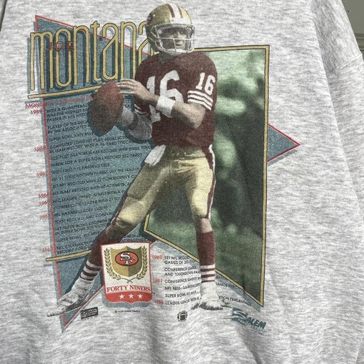 Joe Montana Story Games Vintage Style 90s NFL Sweatshirt T-shirt - Ideal Gift for Fans - Vintage NCAA Shirts - Image 2