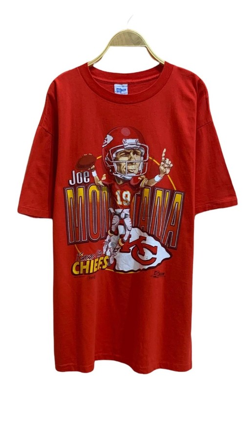 Joe Montana Vintage Style NFL Sweatshirt T-shirt - Ideal Gift for NFL Fans