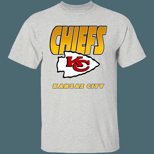 Kansas City Chiefs Retro NFL T-Shirt Sweatshirt Hoodie with Vintage Look, Perfect for Fans of the Team - Image 4