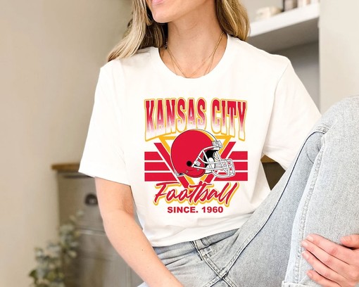 Kansas City Football Team Vintage Sweatshirt for NFL Fans - Image 3