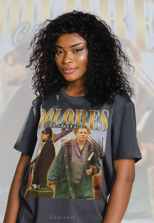 Kathy Bates Vintage Tee, Perfect for Stephen King Fans - Image 4