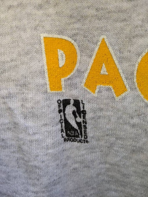 LA Lakers 90s Vintage Sweatshirt Hoodie Shirt, Sport Shirts Men - Image 4
