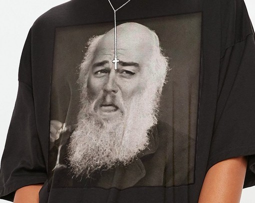 Leonardo DiCaprio 90s Throwback Shirt - Vintage Film T-Shirt for Men - Image 2