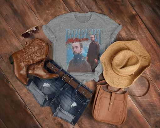 Lighthouse Retro Robert Pattinson Shirt - Good Time Vintage Tee Gift - Team Edward Movie Shirt - Image 3