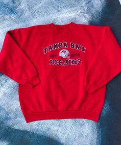 Logo Athletic Tampa Bay Buccaneers Sweatshirt T-shirt - Vintage Style Retro NFL Shirts, A Must Have For Football Fans