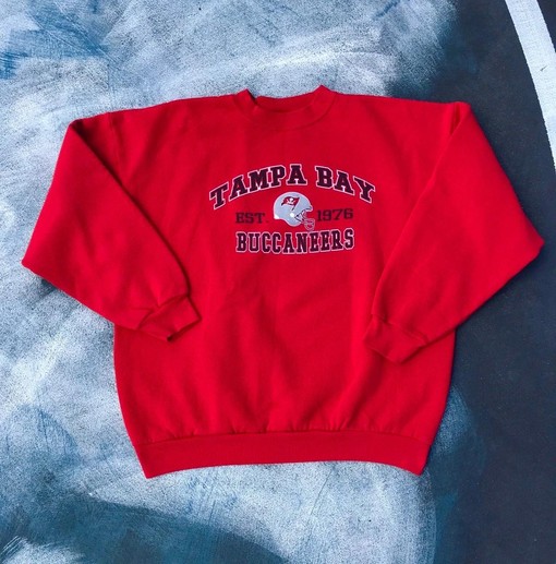 Logo Athletic Tampa Bay Buccaneers Sweatshirt T-shirt - Vintage Style Retro NFL Shirts, A Must Have For Football Fans