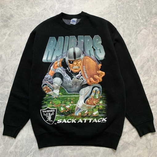 Los Angeles Raiders NFL 90s Vintage Style Sweatshirt T-shirt - Ideal Gift for Football Fans
