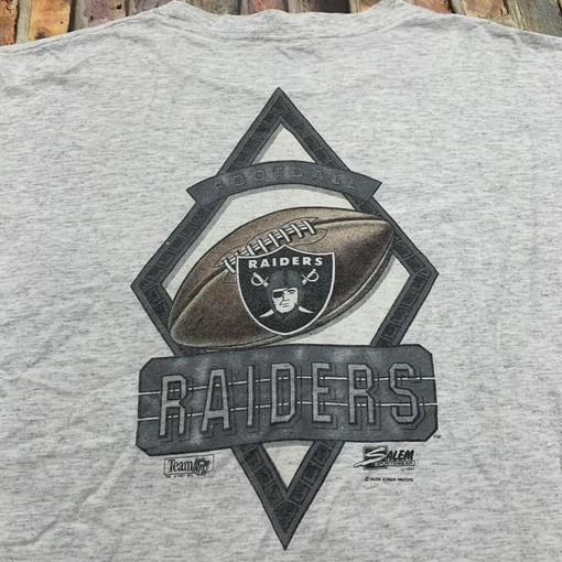 Los Angeles Raiders Vintage Style NFL T-Shirt Hoodie Sweatshirt Gift for Fans - Image 2
