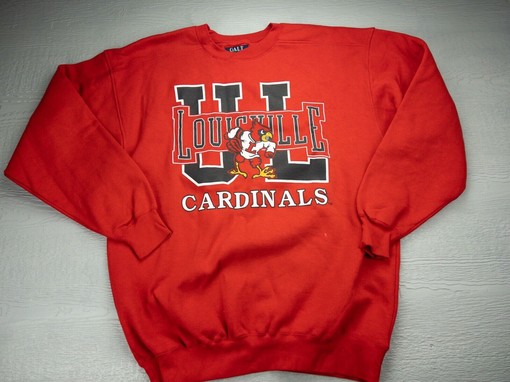 Louisville Cardinals Fan Shirt Hoodie Sweatshirt as a Gift for Fans and Students