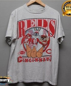 MLB Looney Tunes Cincinnati Reds Hoodie Shirt - Cincinnati Reds Hoodie Shirt Gifts for Baseball Fans