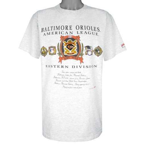 MLB (Nutmeg), Baltimore Orioles T-Shirt 1991 Sweatshirt with American University T Shirt