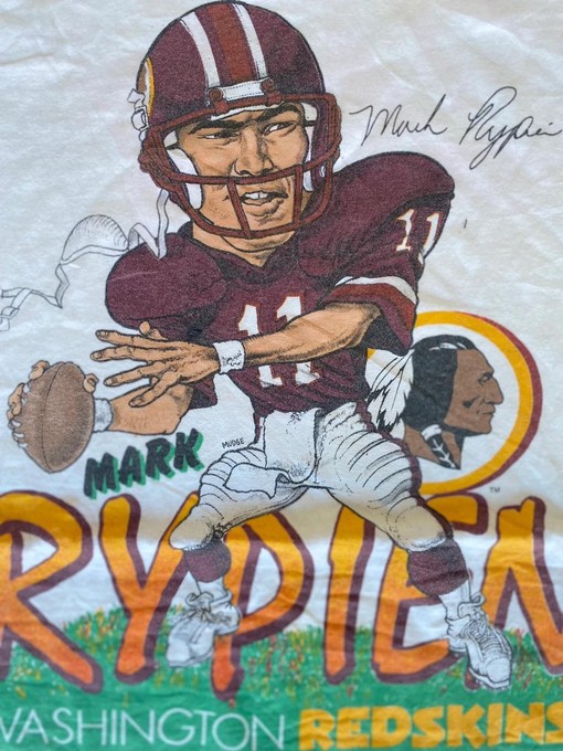 Mark Rypien Vintage Style 1987 NFL Sweatshirt T-shirt - Ideal Gift for Fans - American University T Shirt - Image 2