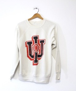 Medium Vintage Indiana University Hoosiers Sweatshirt for NCAA Fans - Show Your State University Spirit