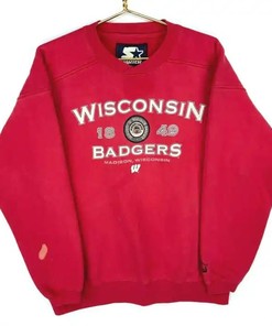 Men's Sport Shirts: Wisconsin Badgers Starter Vintage Crewneck Sweatshirt - Great NCAA Gift for Fans