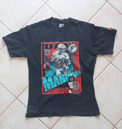 Miami Dolphins Dan Marino 13 Vintage Style Sweatshirt T-shirt for Football Lovers