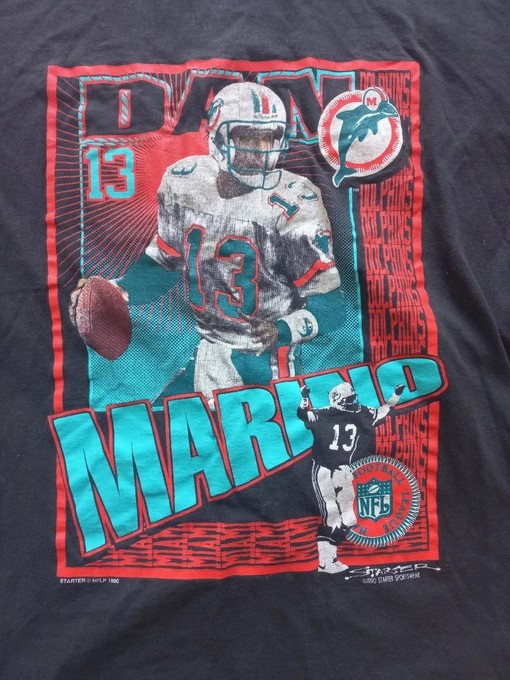 Miami Dolphins Dan Marino 13 Vintage Style Sweatshirt T-shirt for Football Lovers - Image 2