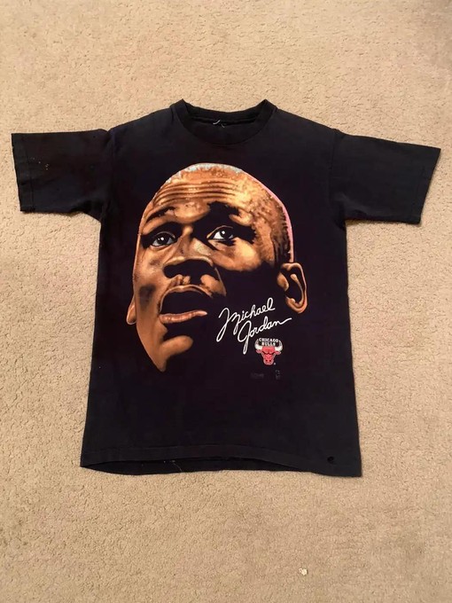 Michael Jordan 90S Vintage Big Face Print T-Shirt, Hoodie & Sweatshirt Gifts for Fans