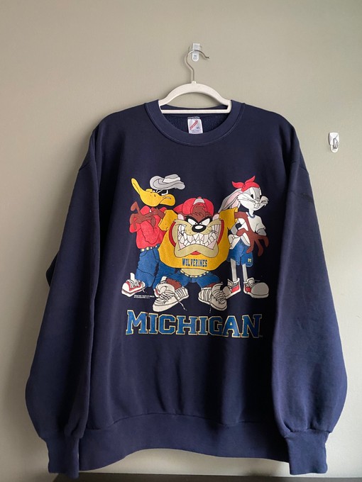 Michigan Looney Tunes Crewneck Sweatshirt - Perfect Gift for Michigan Fans