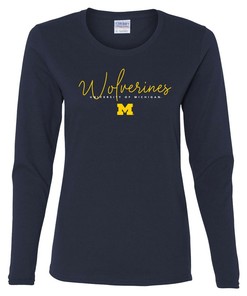 Milwaukee Basketball State Outline Unisex Shirt Sweatshirt Vintage Style Hoodie Gifts with State University Shirt