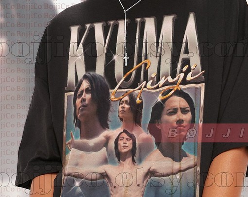 Minimalist Lain Iwakura Anime Tee, KYUMA GINJI Vintage Shirt for Men, Retro 90s Manga Fan - Image 4